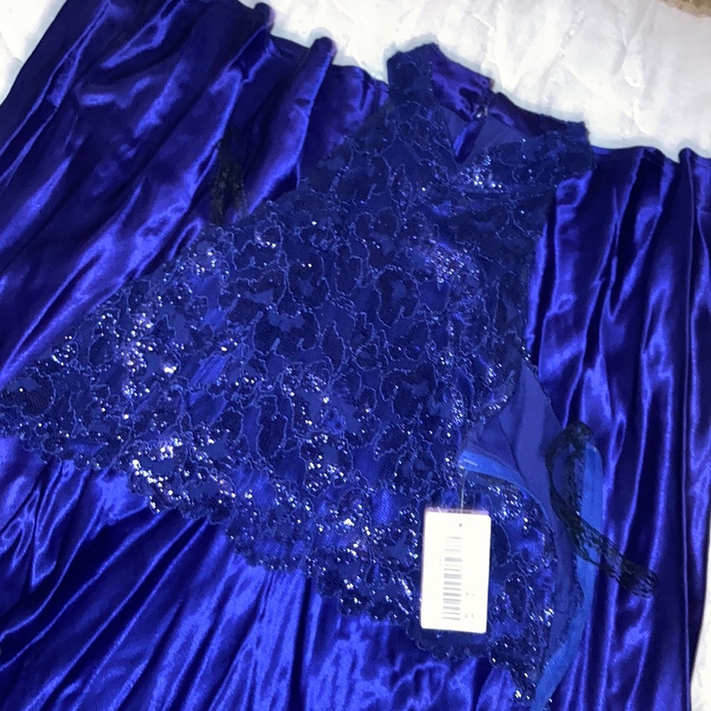Royal blue size 10 prom dress